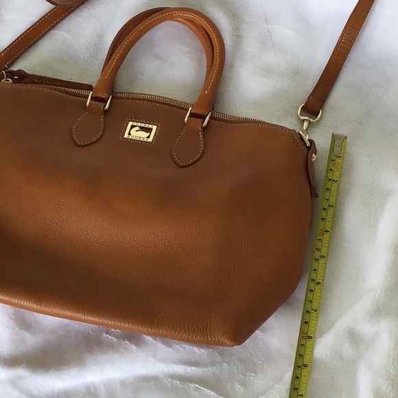 Dooney Bourke satchel purse - Picture 3 of 16